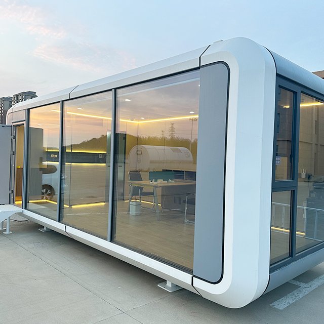 Eco-Friendly Travel: 8.5m Apple cabin Hotel - Small Footprint, Big Comfort