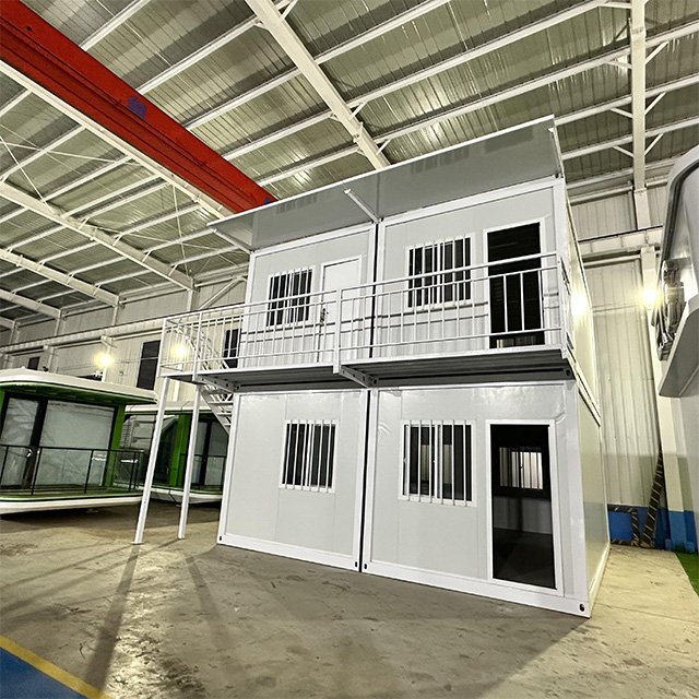 Easy-to-Assemble Detachable Container Dwelling