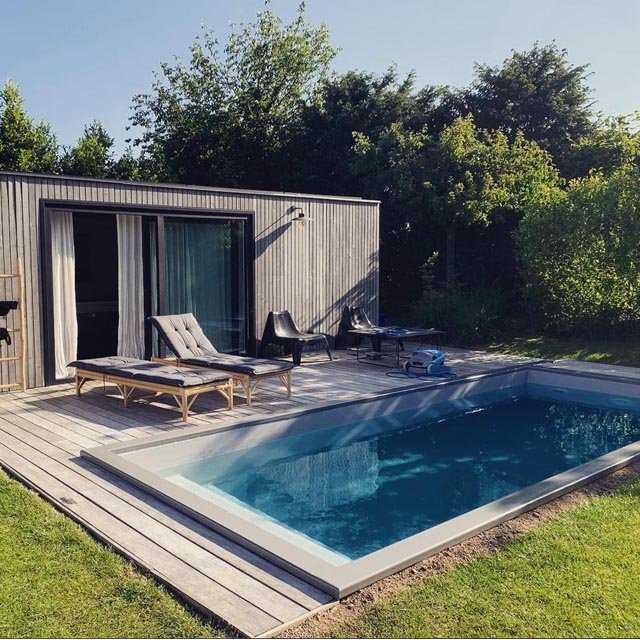 Family-Friendly Portable Swimming Pool - Easy Setup, Endless Summer Fun